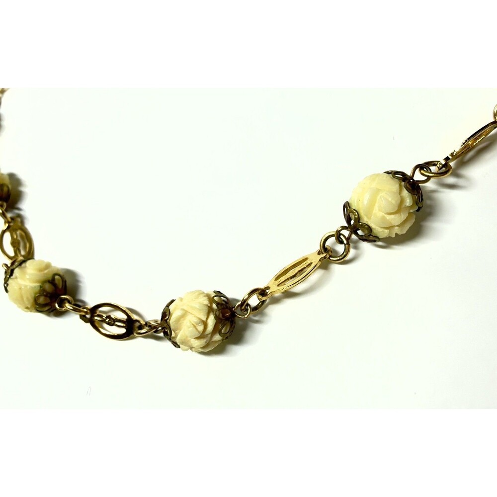 Vintage Gold Tone Chain Ivory Rose Floral Flower Choker Collar Necklace - Picture 2 of 3